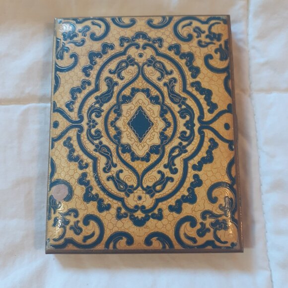 Unique Vintage Cigarette Case - Picture 2 of 6